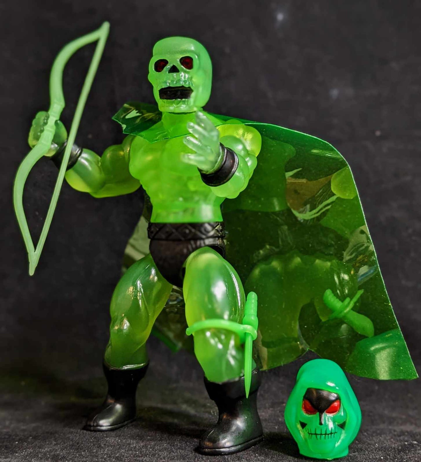 ZOLOWORLD WARRIOR BEASTS SKULL-MAN GLOW IN THE DARK MOC