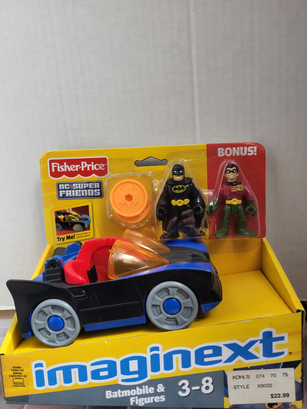 Imaginext DC Super Friends Batmobile & Figures