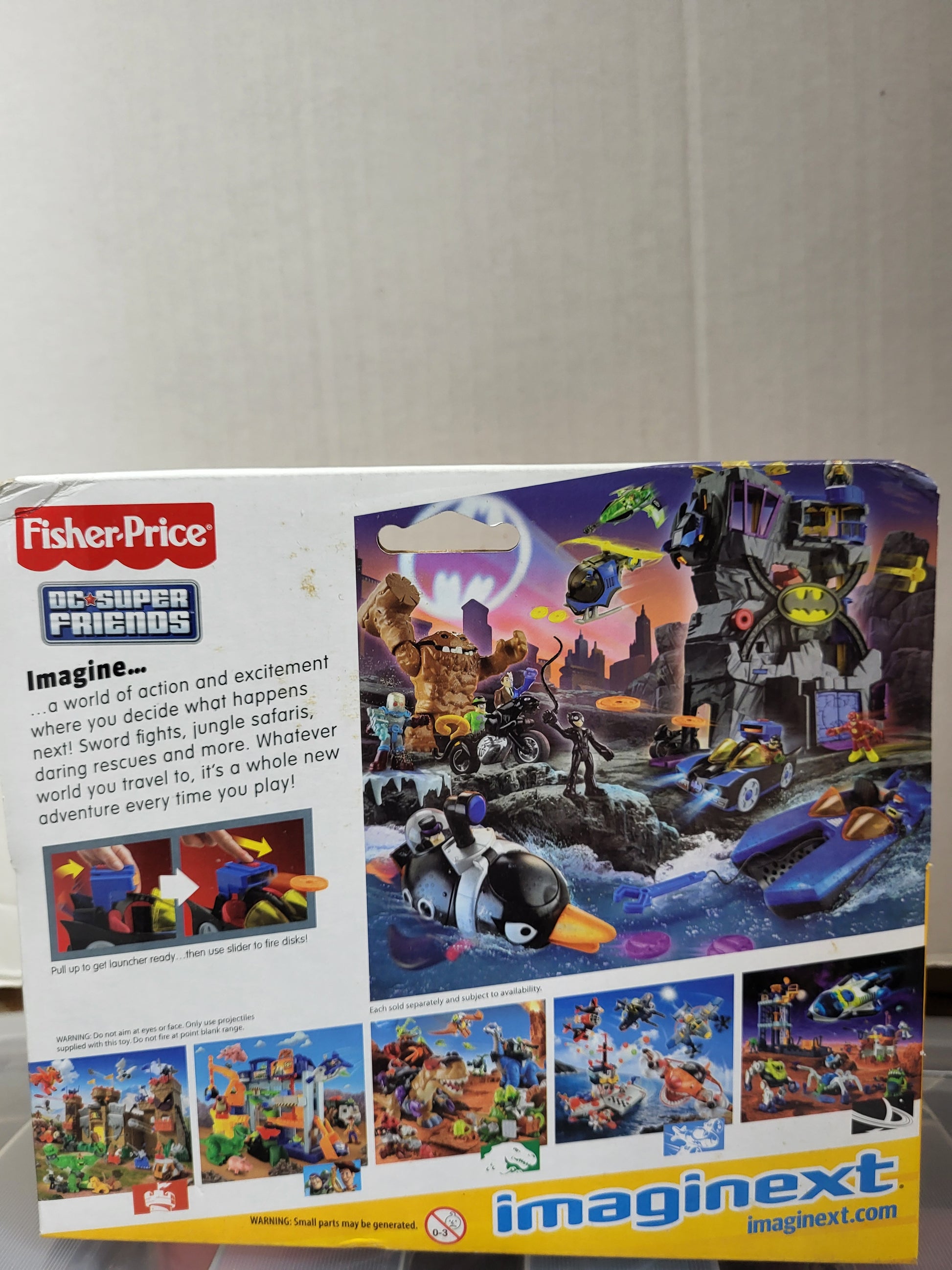 Imaginext DC Super Friends Batmobile & Figures