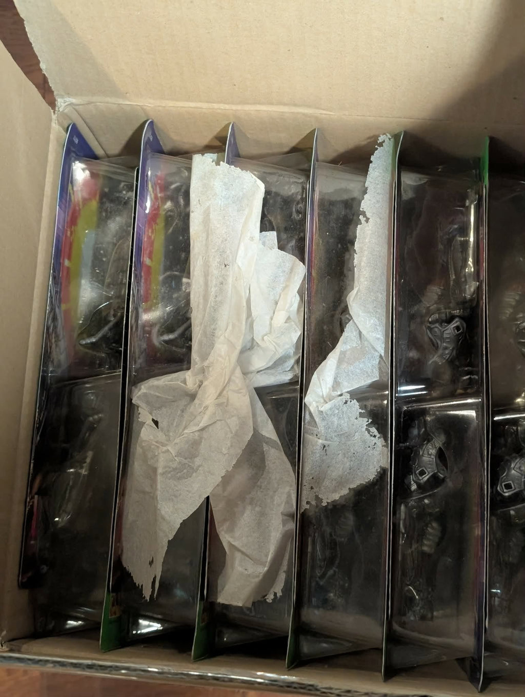 Kenner Predator FULL SHIPPING CARTON Case 12 Piece assortment Scavage Cracked Tusk MOC