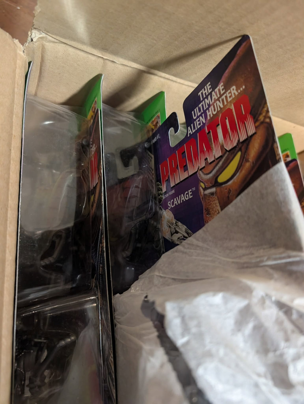 Kenner Predator FULL SHIPPING CARTON Case 12 Piece assortment Scavage Cracked Tusk MOC
