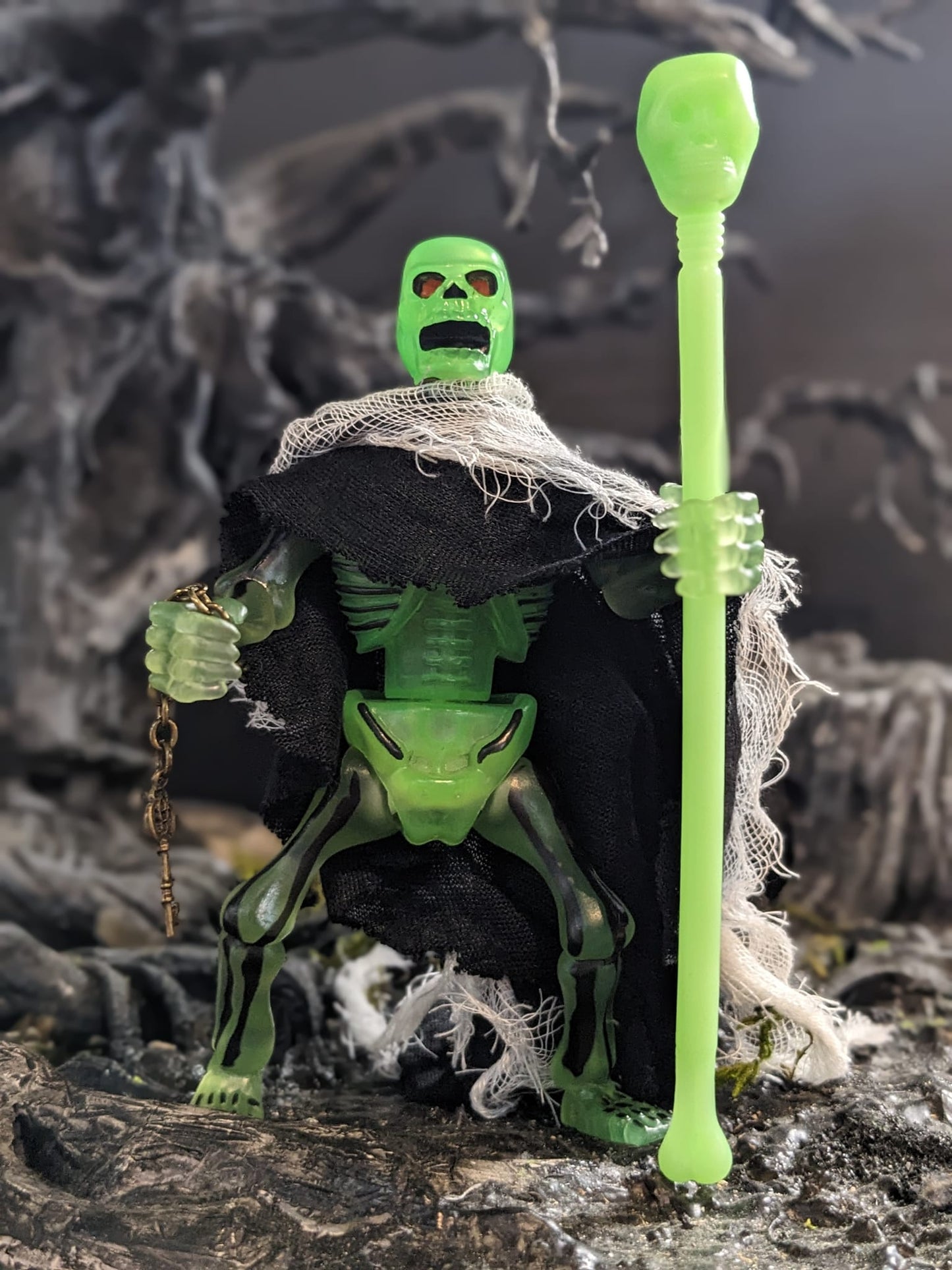 Wholesale | Zoloworld SPLIT WAVE ROTU | WARRIOR BEASTS | PIRATES | MONSTERS | 30 pc. Retail Carton